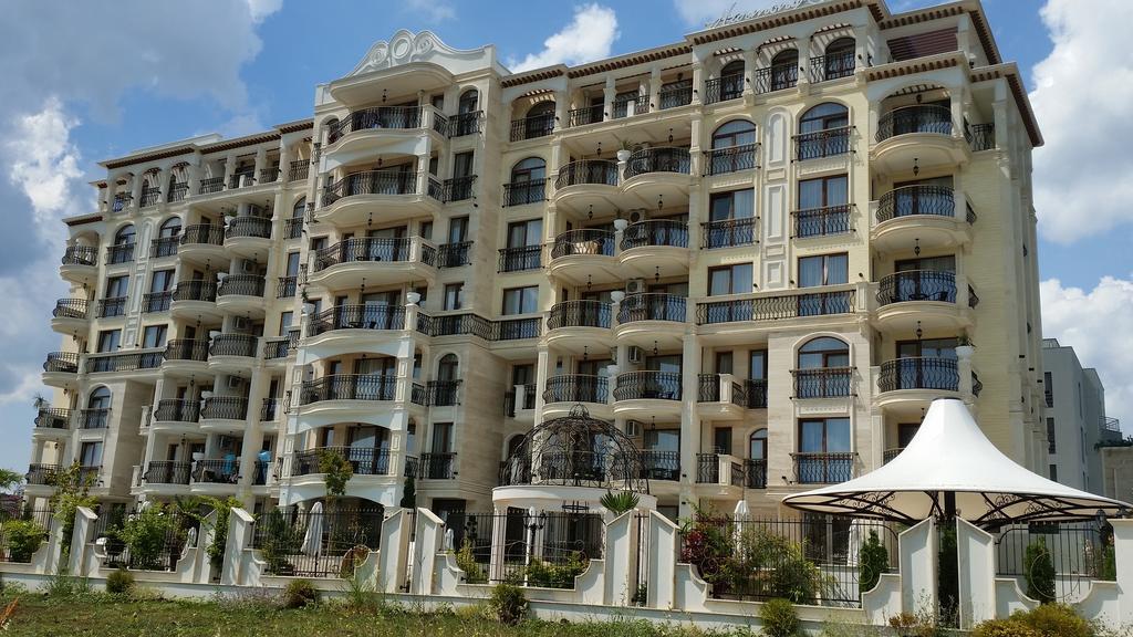 Harmony Suites Apartment Свети Влас Екстериор снимка