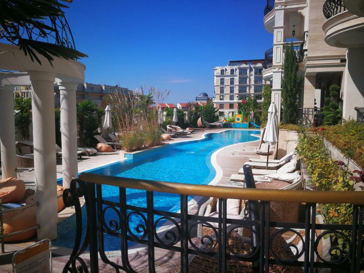 Harmony Suites Apartment Свети Влас Екстериор снимка