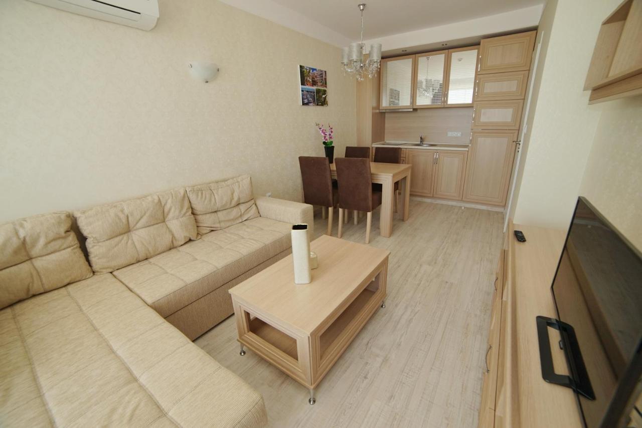 Harmony Suites Apartment Свети Влас Екстериор снимка